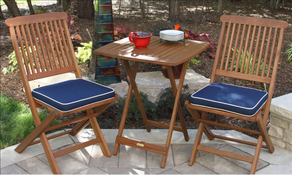 is eucalyptus wood good for outdoor furniture