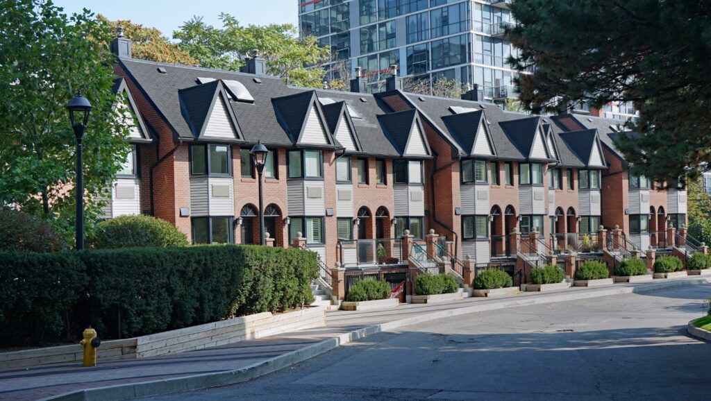 What is a Townhouse vs Duplex