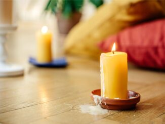 how to remove candle wax from wood